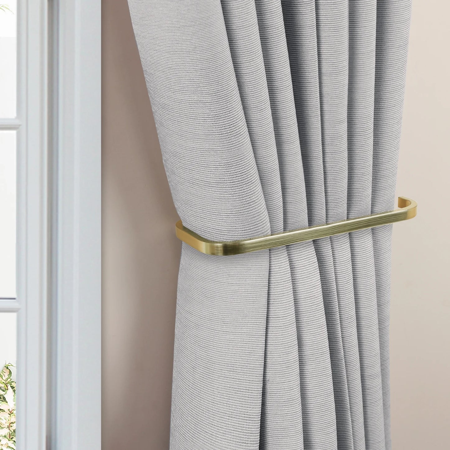 Curtain Hold-back Perfect Blend of Elegance (Pair)